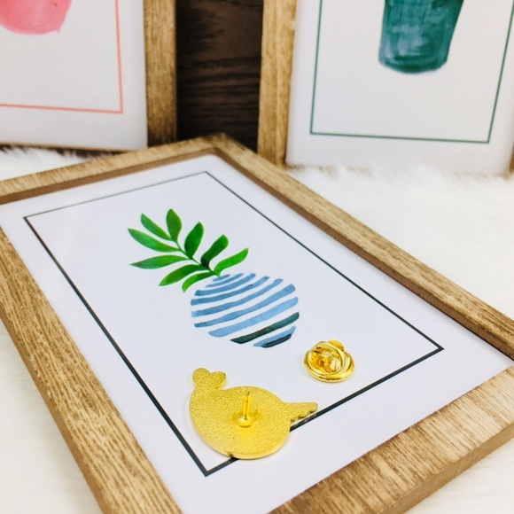 ‼️5 for $25 SALE‼️Cute Blue Narwhal Enamel Pin - Picture 3 of 4